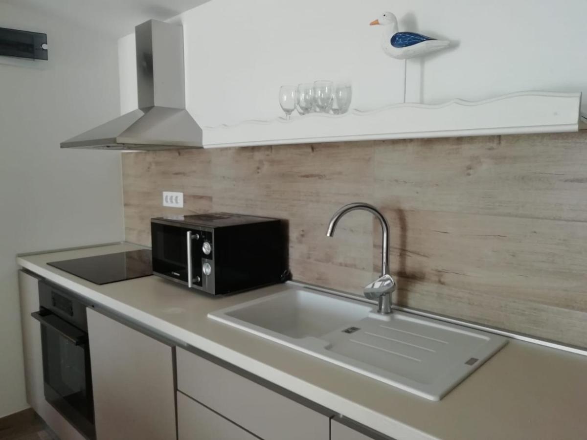 Apartment Hajduk Starigrad Paklenica Exterior foto